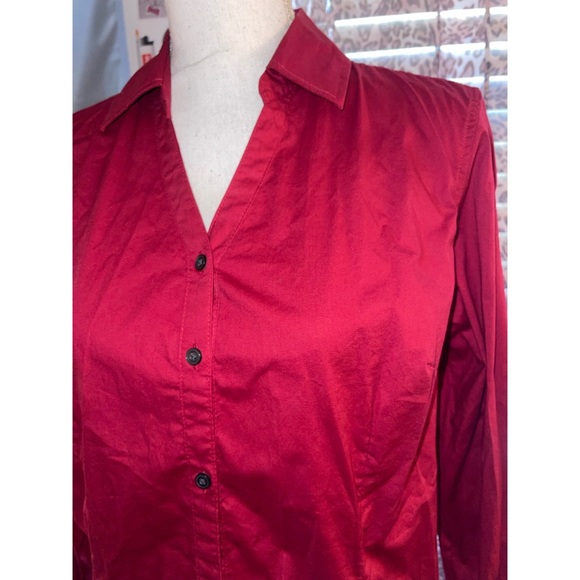 Women’s Red Button Down Merona Long Sleeve ❤️ - Picture 3 of 12